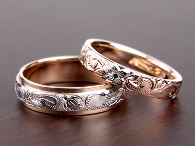 ハイビスカスがプラチナの結婚指輪