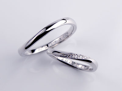 細い結婚指輪