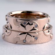 桜と蹄鉄結婚指輪