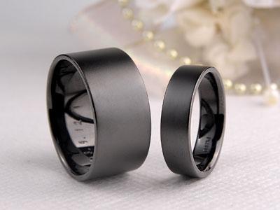 ブラックマットの結婚指輪