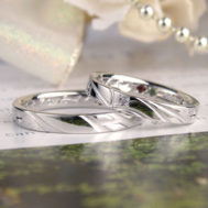 天の川とイニシャルのオーダー結婚指輪